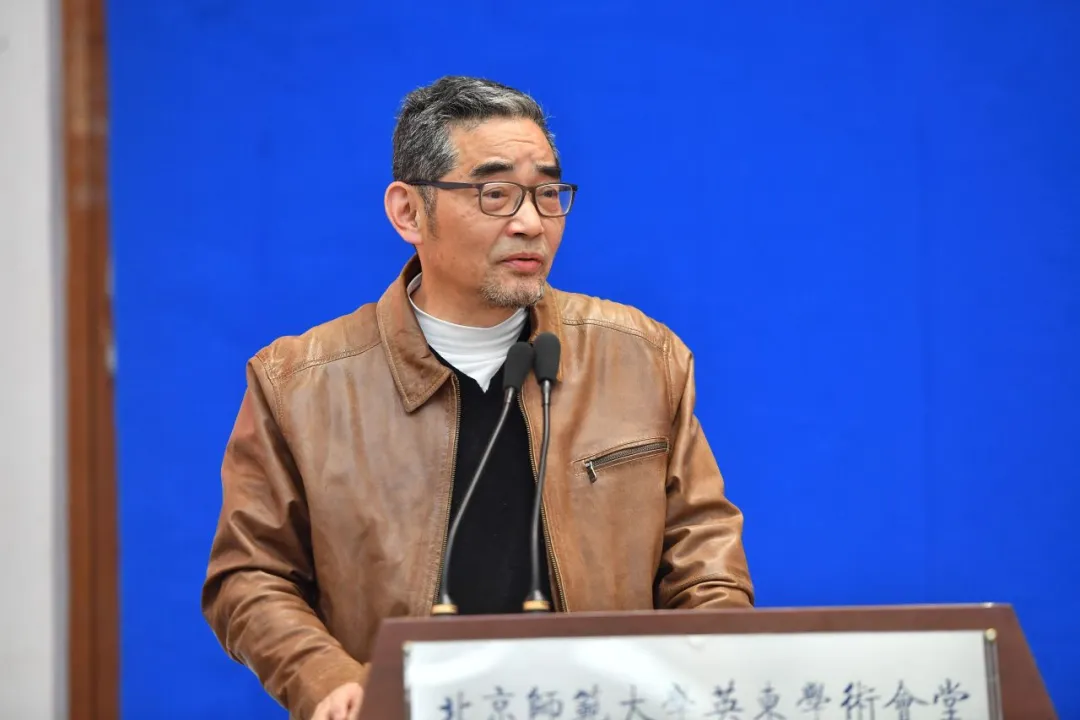 著名作家、泡泡浴
教授 苏童.jpg